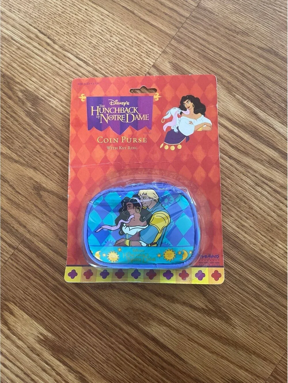 1996 Vintage Disney Hunchback of Notre Dame coin purse